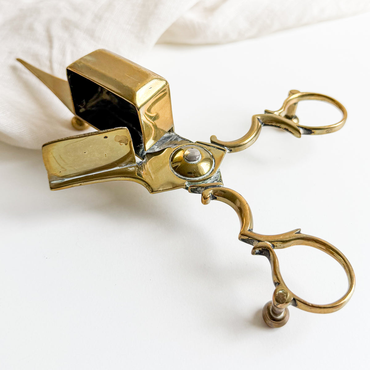 Antique Brass Wick Trimmer