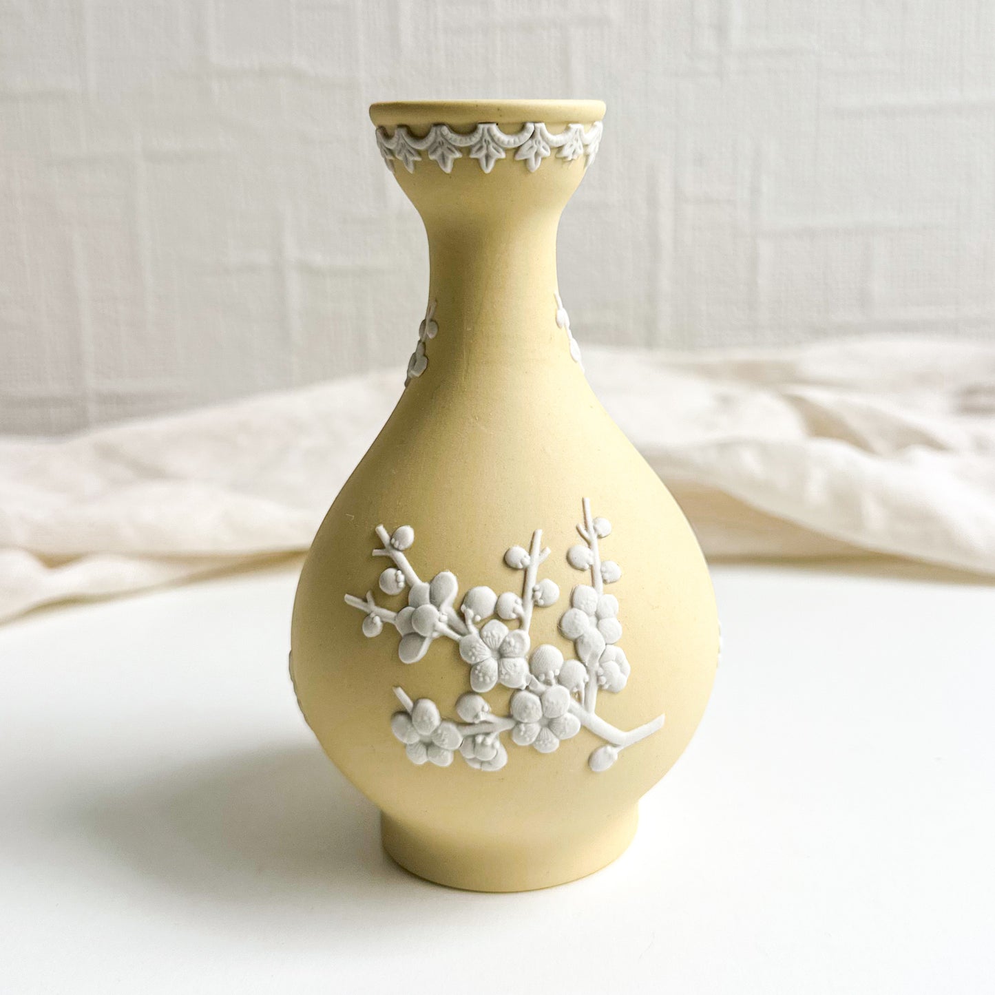 Primrose Prunus Bud Vase